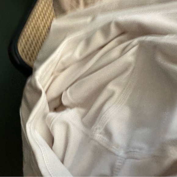 Rainbow Tree | White Athletic Tennis Skort Size Medium - Picture 4 of 5